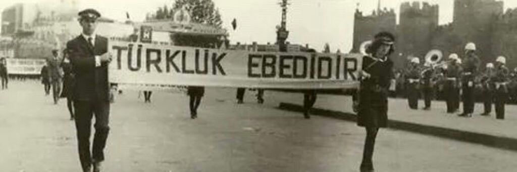 kültigin's banner