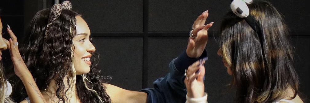 Sofi lvs Dani's banner