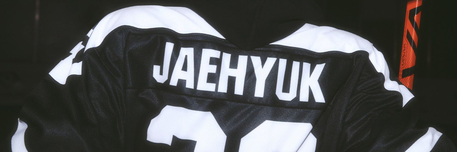 ari — yoonluvr ୧ ‧₊˚ ⋅ ☆'s banner