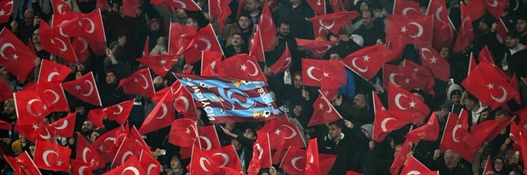 ﺦ's banner