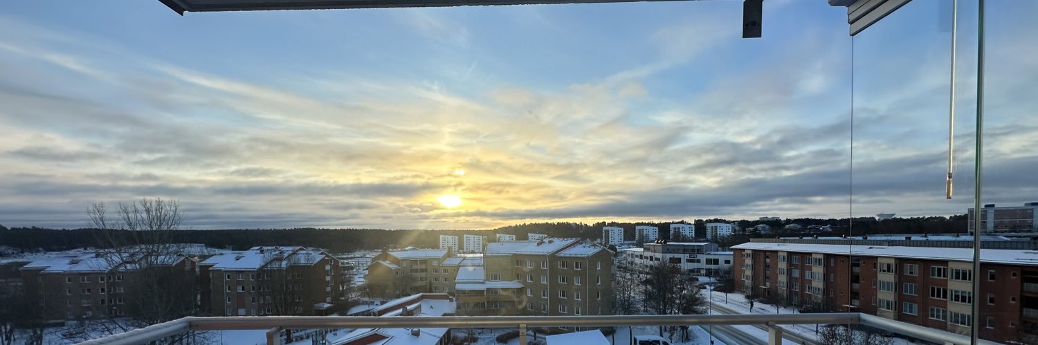 NOAH - nudist in 🇸🇪's banner