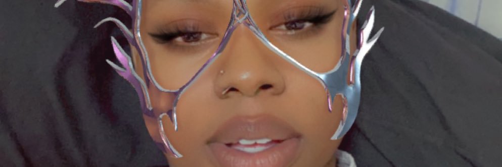 Ladi Mo's banner