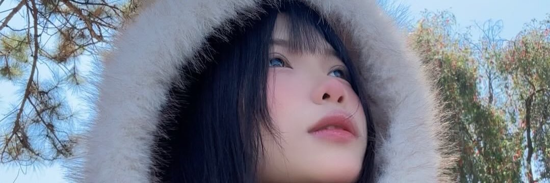 Kim Tuyền's banner