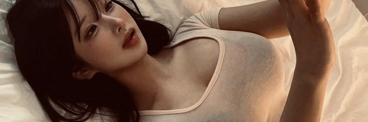 🎀 𝓐𝓼𝓲𝓪𝓷 𝓠𝓾𝓮𝓮𝓷 💋🎀's banner