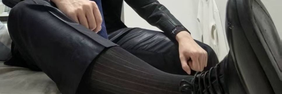 被控的Simon's banner