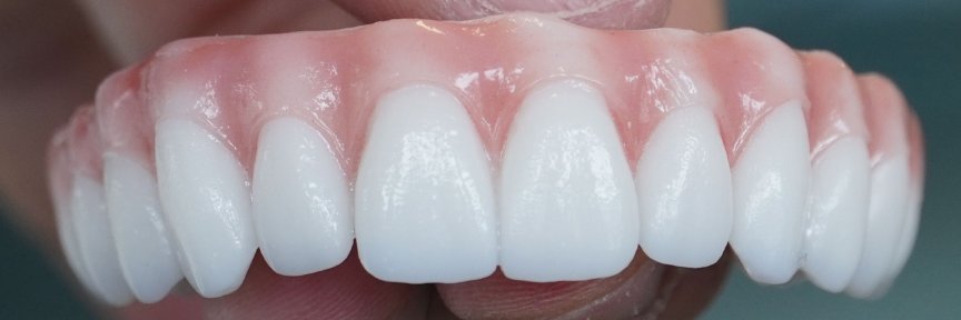 Nuvia Smiles's banner