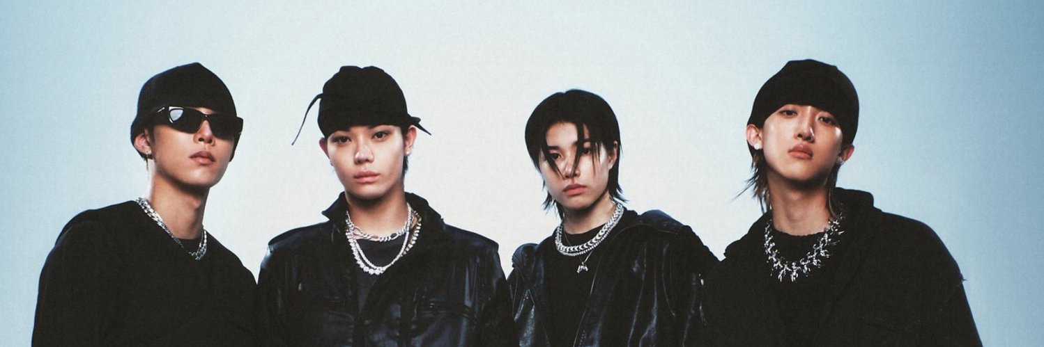 mon's banner