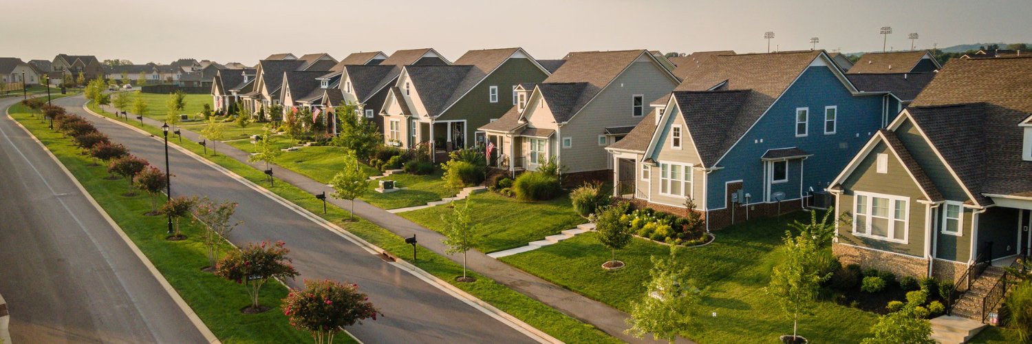 Lennar's banner