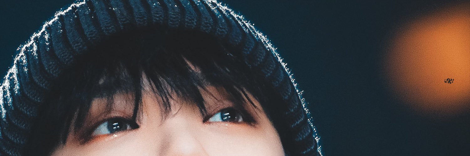 💙🌼's banner