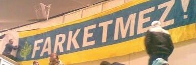 pusat's banner