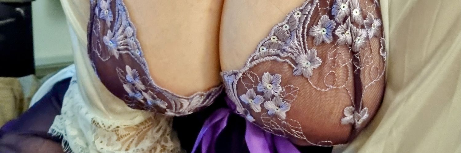 Yasmin 盈春 ♠️ Asian BBW's banner