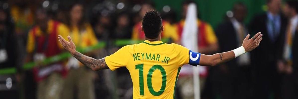 mundinho neymar jr brasil's banner