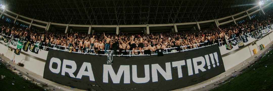 CREATIVE's banner
