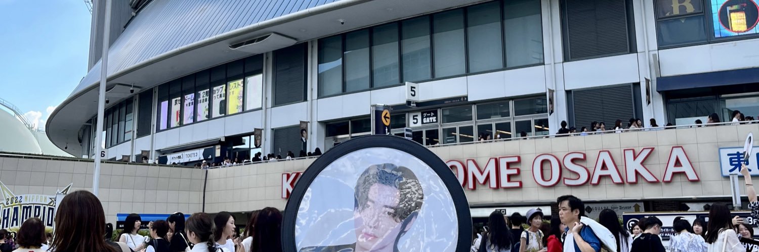 리🌸's banner