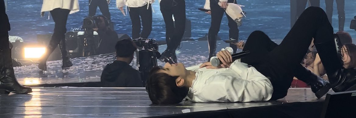 ෆ's banner