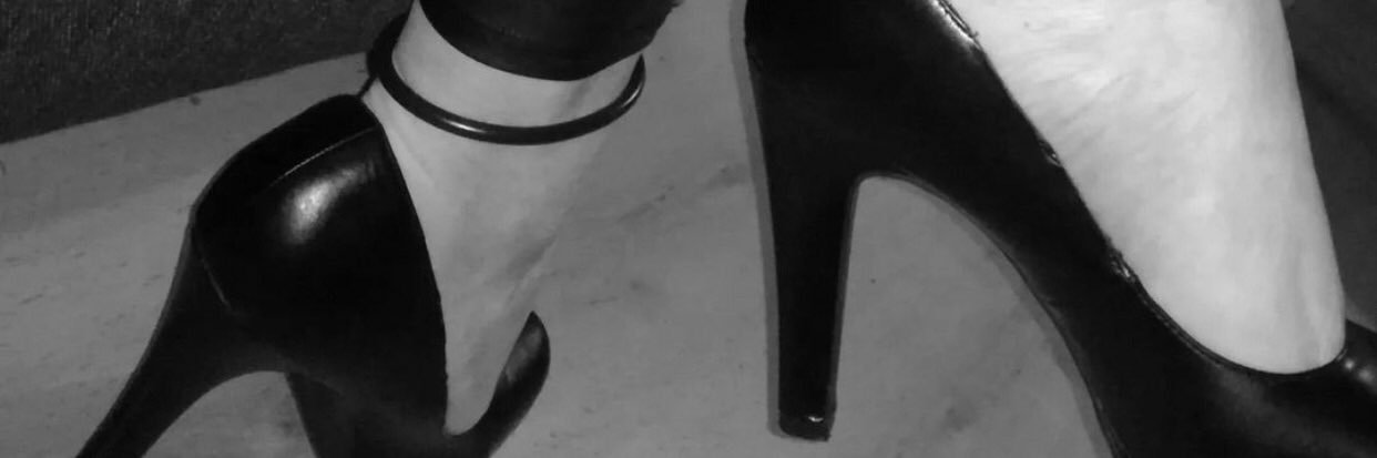 𝒬𝓊𝑒𝑒𝓃 𝒮𝑜𝓅𝒽𝒾𝑒👸🏽 (ℳ𝑒𝑒𝓈𝓉𝑒𝓇𝑒𝓈)'s banner