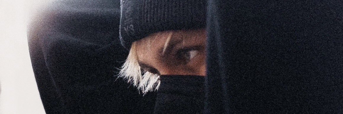 amara 🫧 misses 5sos's banner