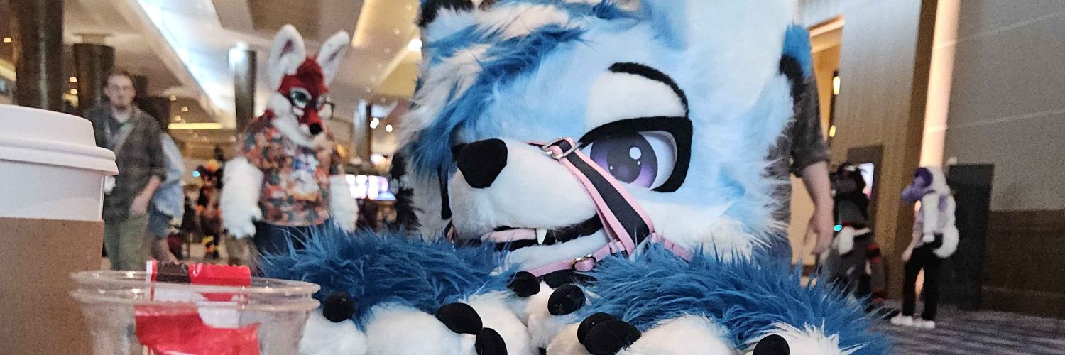 🌸RoyalWusky🌸🔜FWA, Megaplex26's banner
