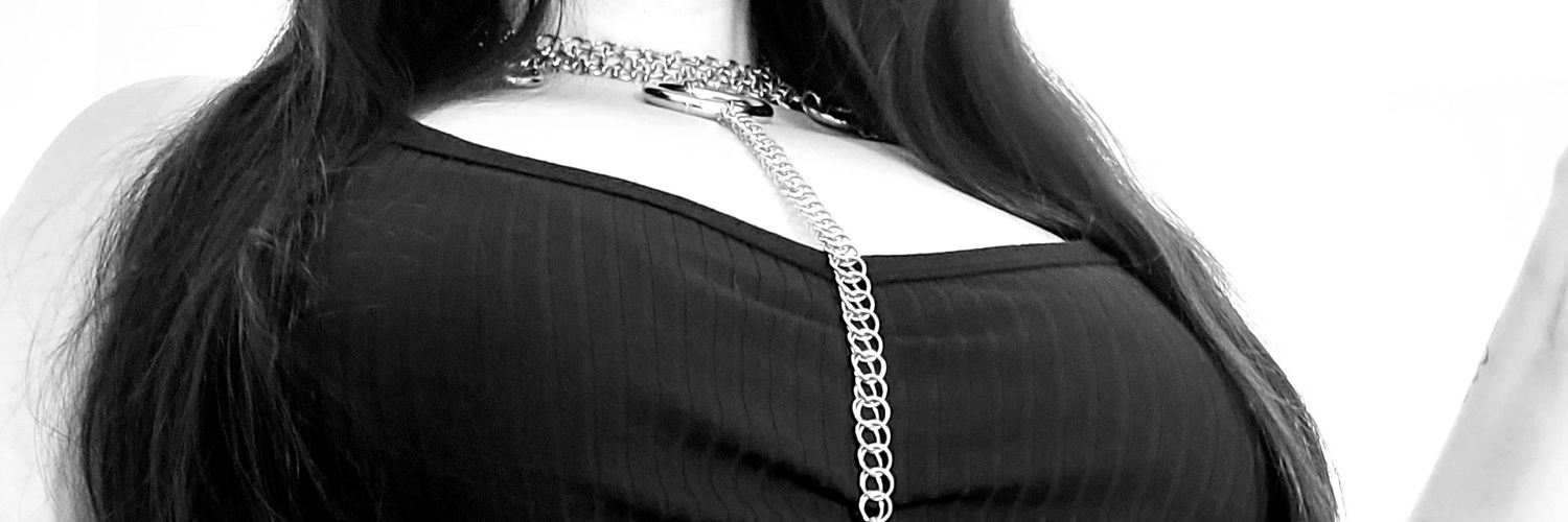 NurseLexii 🖤🥀's banner