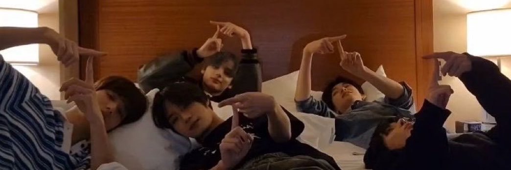 t ☘︎ ݁˖'s banner