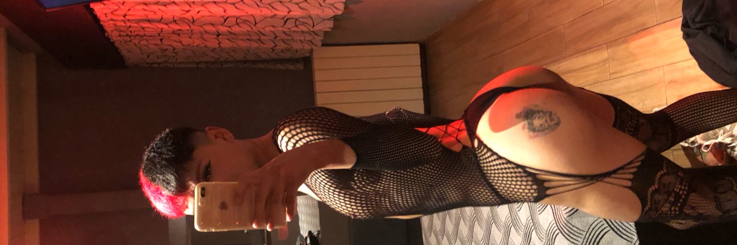 titi🧚‍♀️ (10k)'s banner