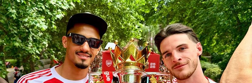 Ý's banner