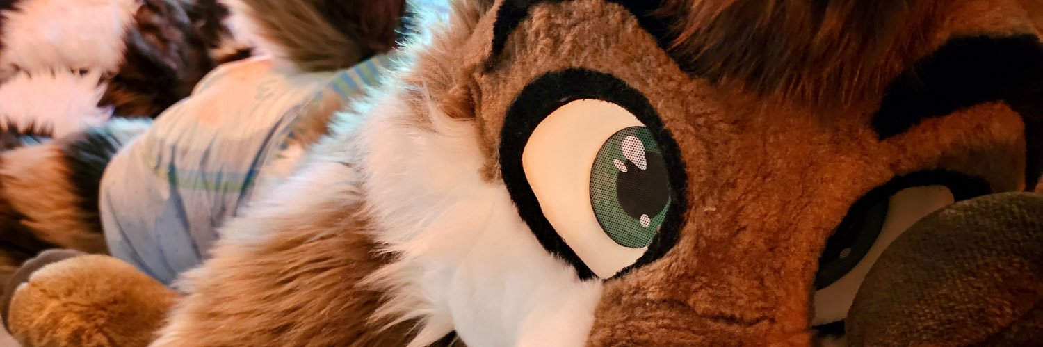 Smol Coatrack 🦌🔜 FCL's banner