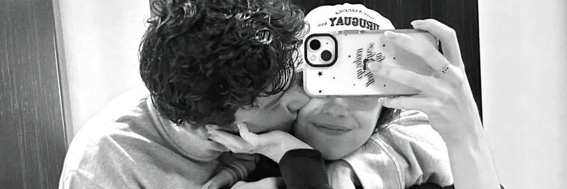 esra 🏴󠁧󠁢󠁥󠁮󠁧󠁿🇦🇷's banner