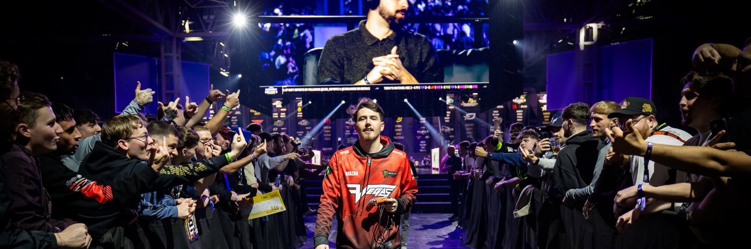 jake newtron 🚀's banner