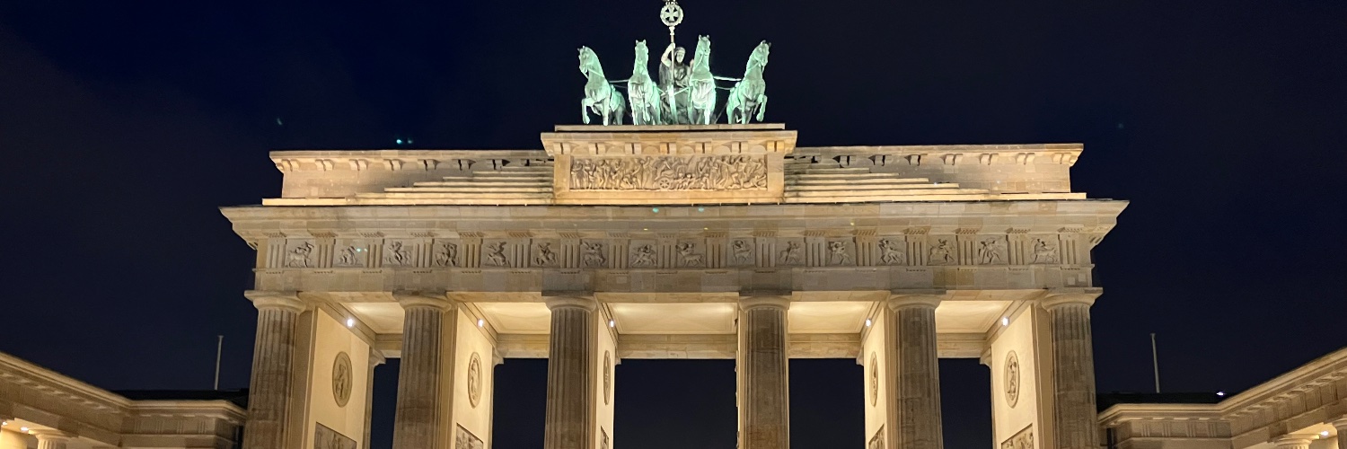 Pauline Schwarz's banner