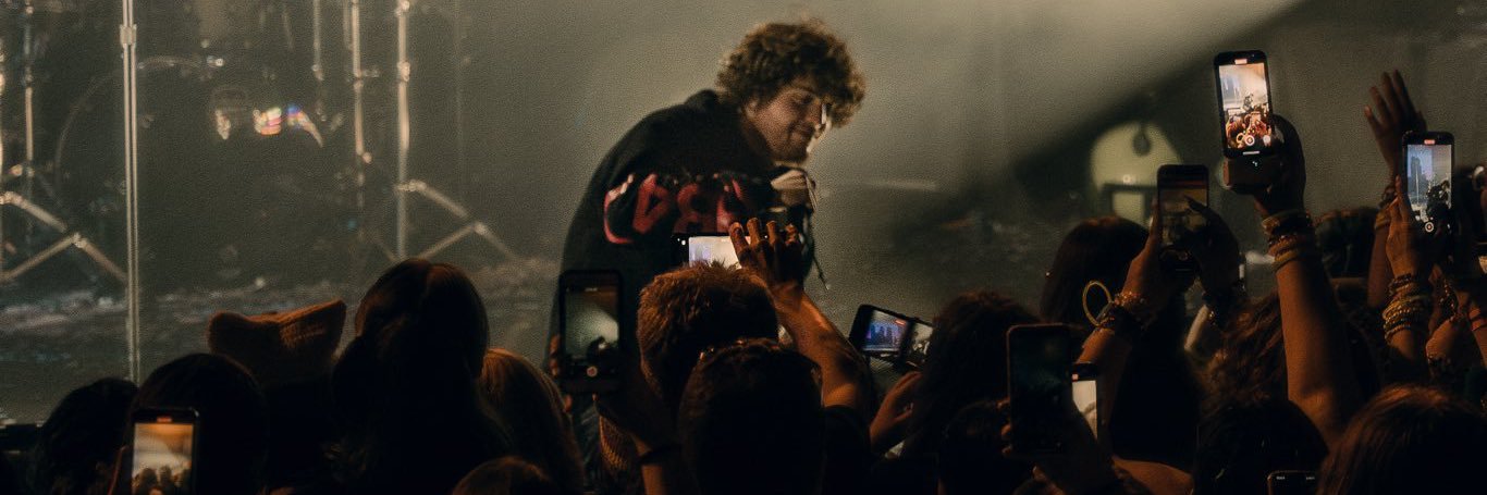 l e a !'s banner
