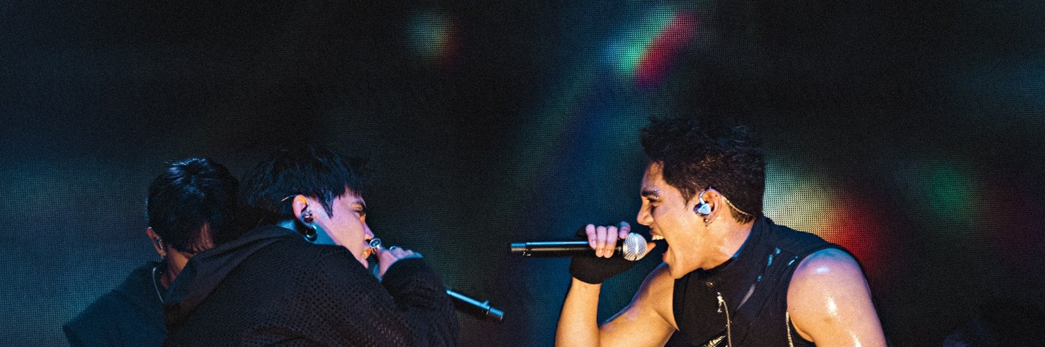 R ☾ ｼ's banner