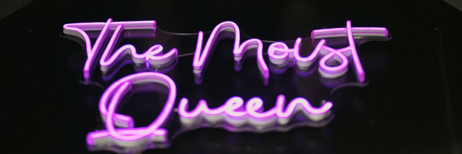 TheMoistQueen's banner
