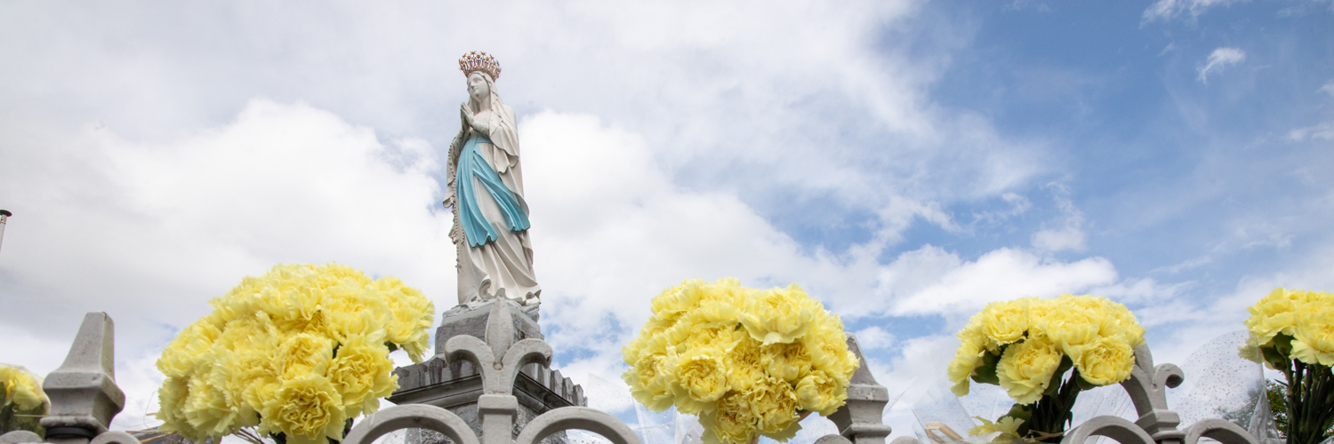 Sanctuaire Notre-Dame de Lourdes's banner
