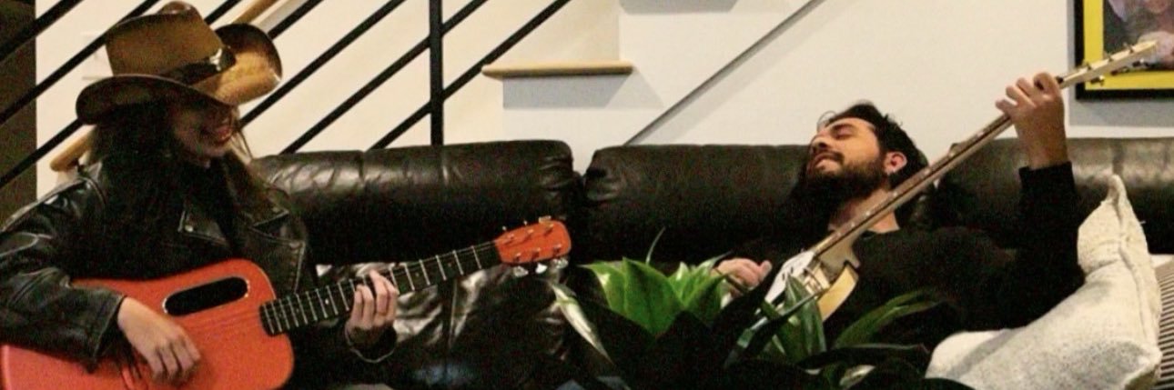 𝓡𝓮𝓷𝓪𝓽𝓲𝓷𝓱𝓪 🍷's banner