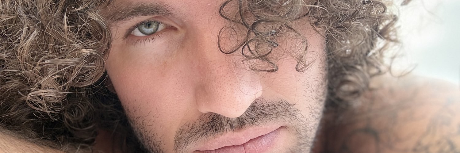 Tazzmaniandevilxx's banner