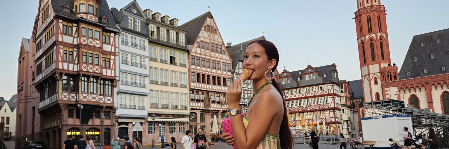 Alessandra Liu's banner