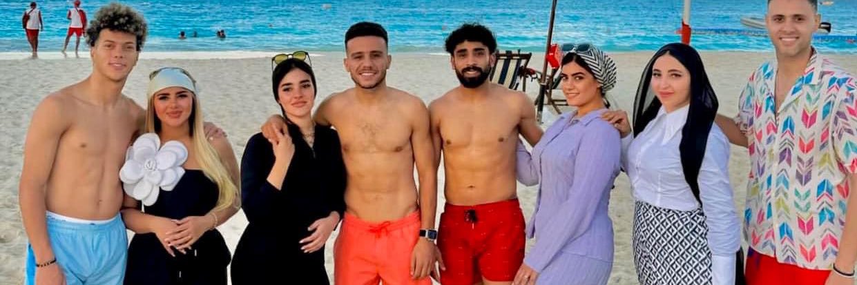 زيزي ياعزيزي🫦's banner