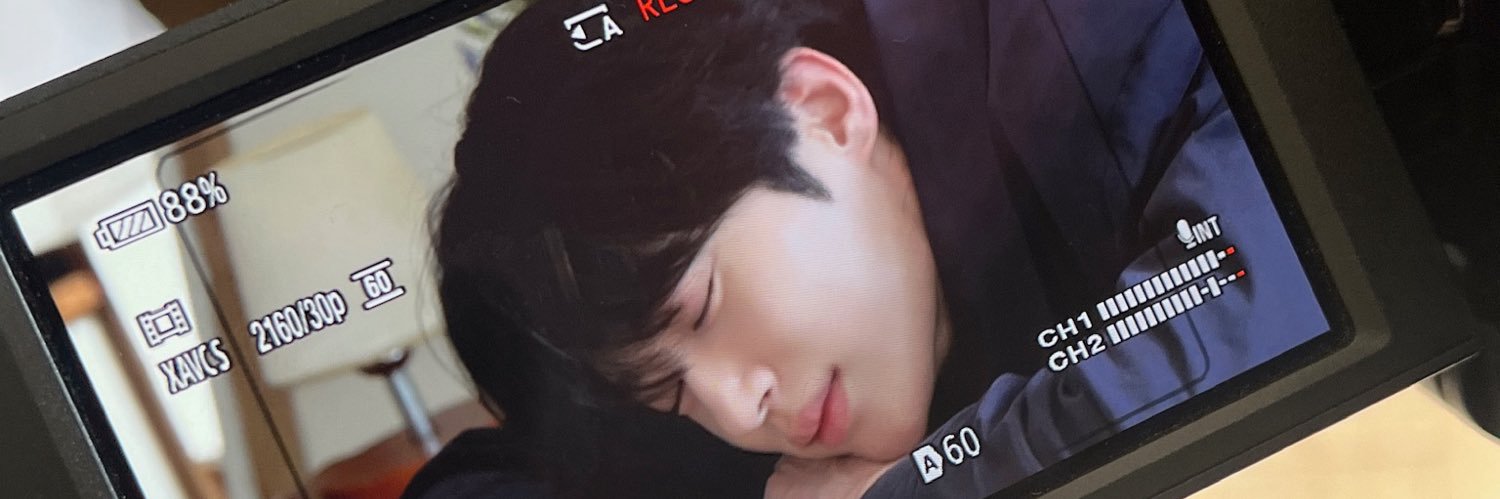 냥's banner
