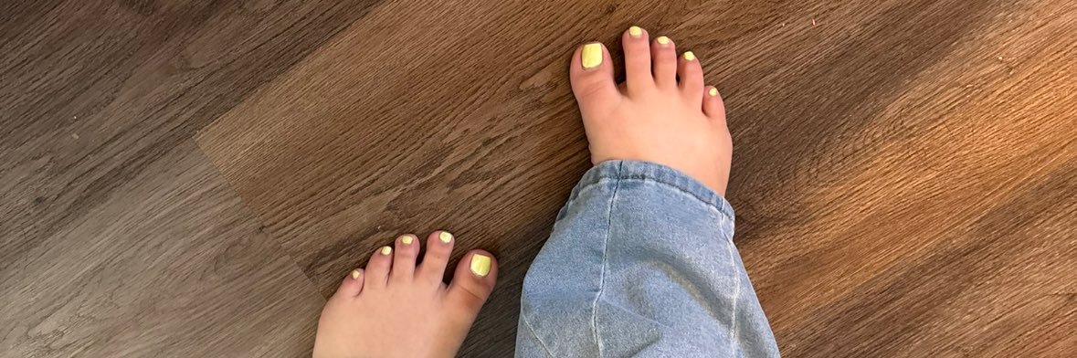 BareFootBaddie's banner