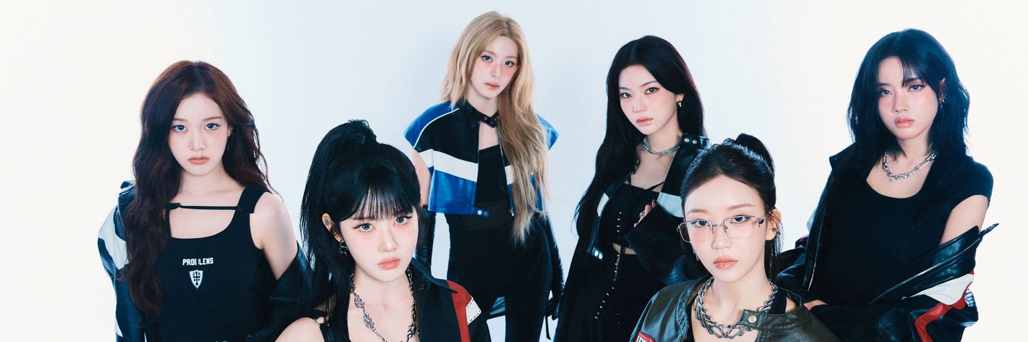STAYC (ステイシー)'s banner