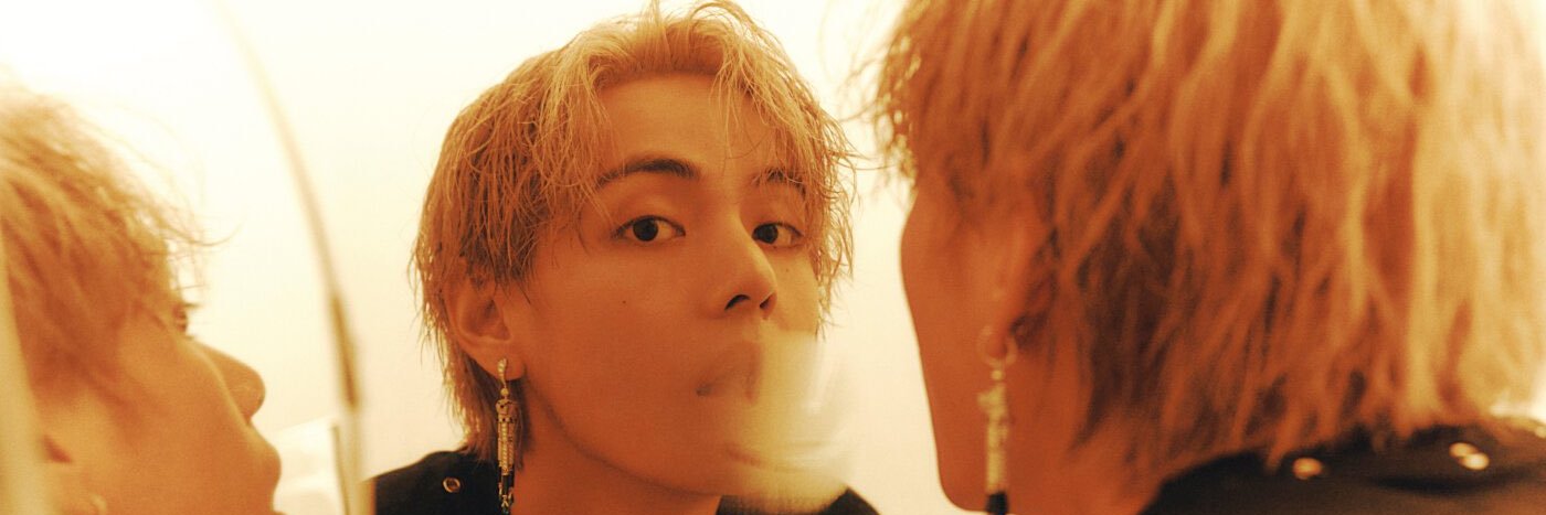 Thv Clout's banner