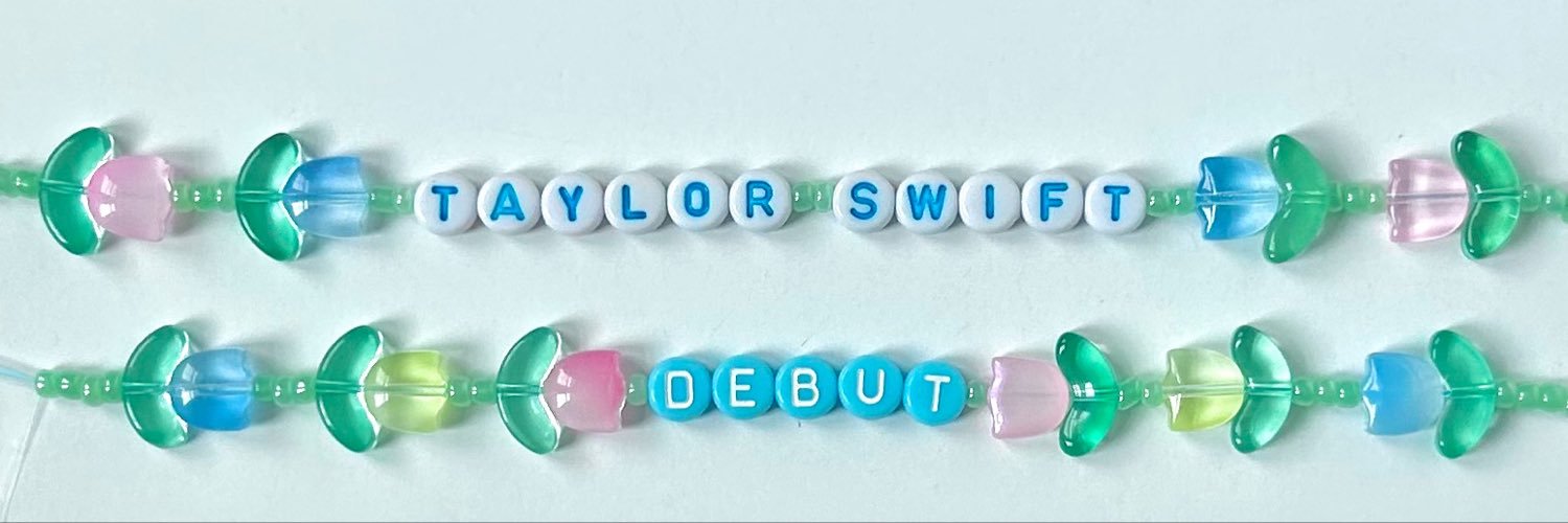 Abby 🦋Debut stan🦋's banner