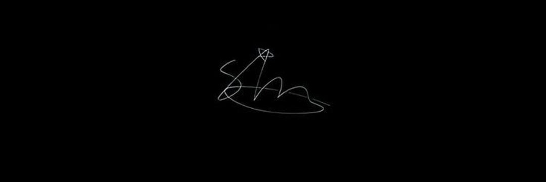 ⋆'s banner