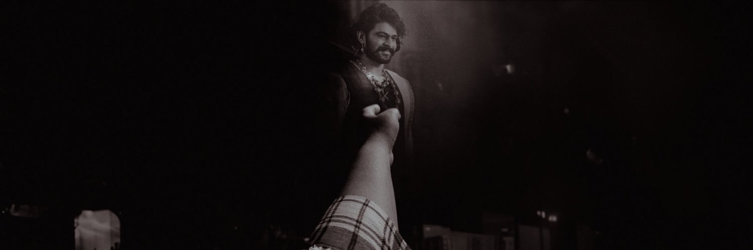 Ashhu 🖤 ᴿᴱᴮᴱᴸᵂᴼᴼᴰ👑's banner