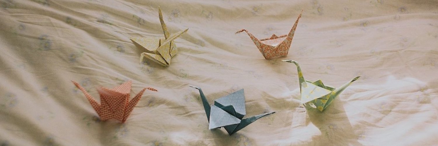 ꩜'s banner
