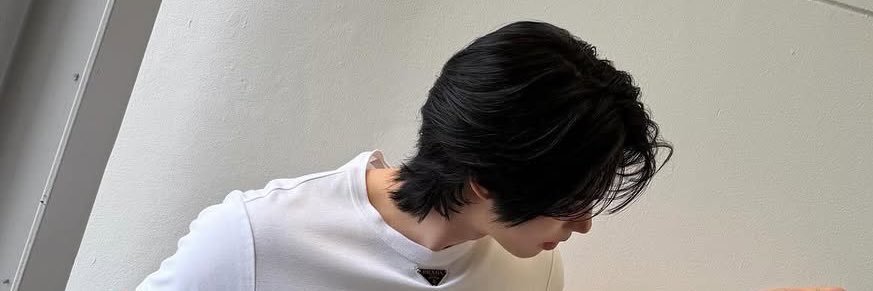 𝐈𝕥s𝓶𝐞𝓦ιⓃ ♛'s banner