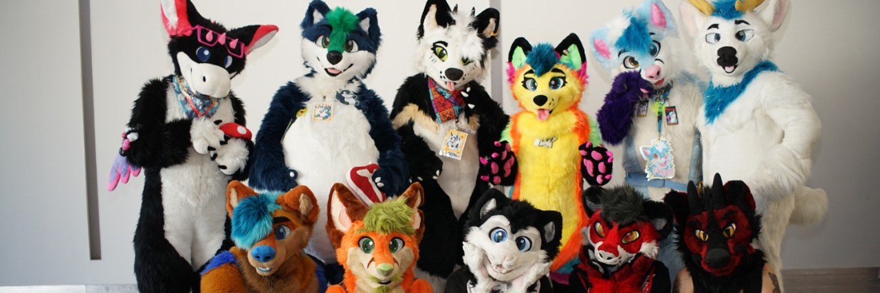 ✨🐾Pawiepaws fursuits ✨'s banner
