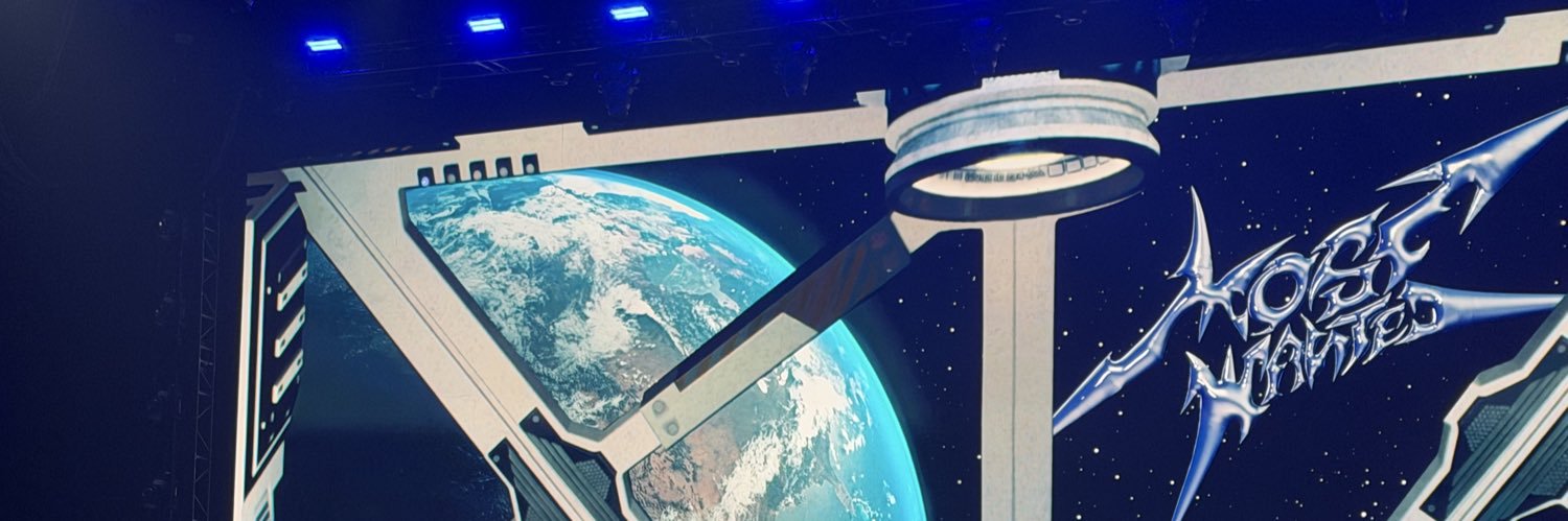 와이🦭's banner