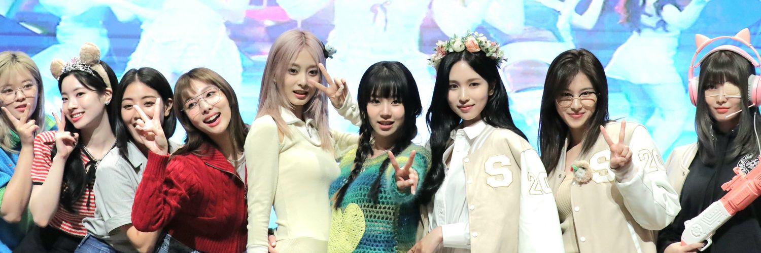 NYU쀼TW's banner